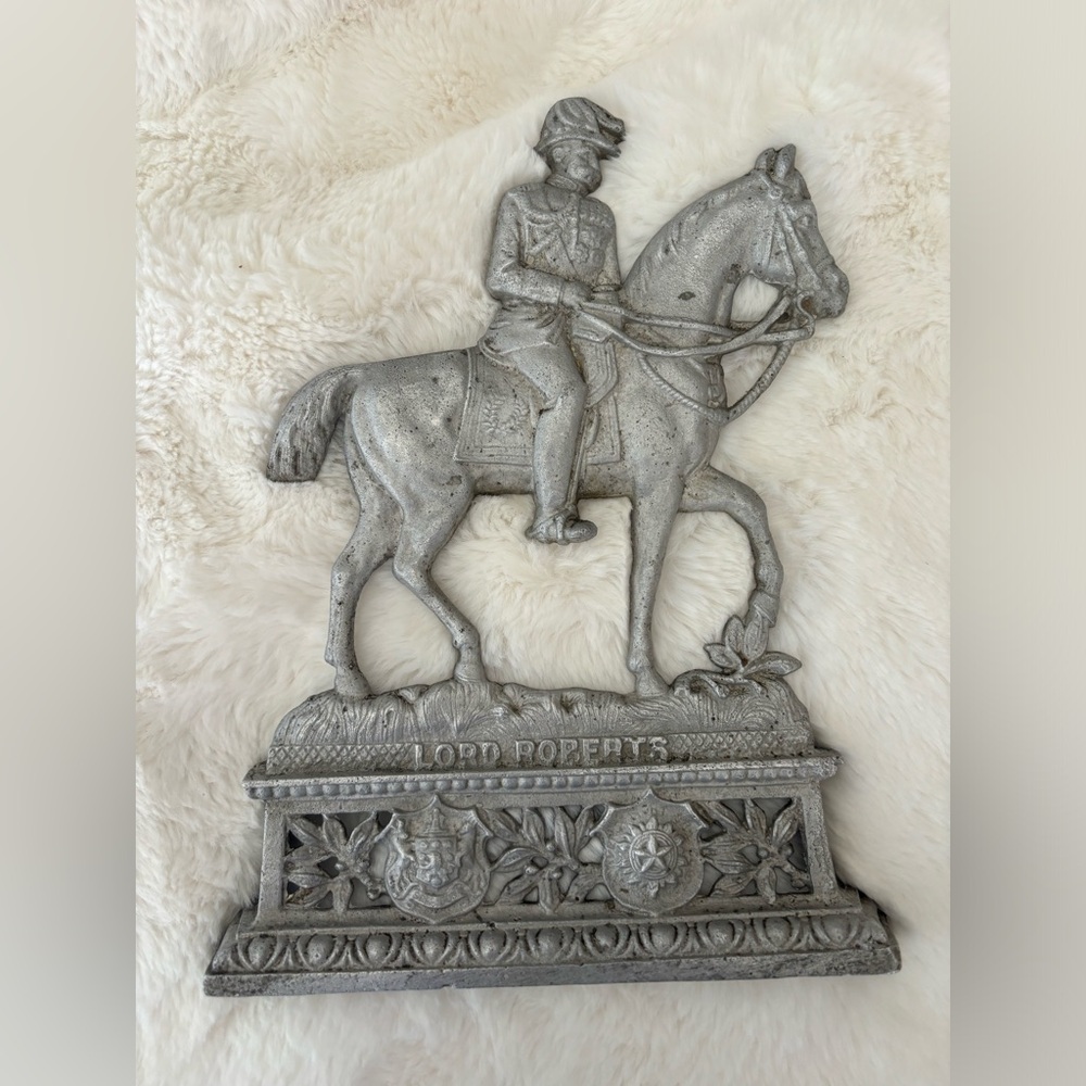 Aluminum Lord Robert’s on horseback